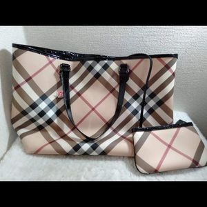 Authentic Burberry large Tote Bag with pouch